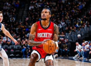 包含赛地聚焦——NBA常规赛今晚热度飙升，布莱顿更衣室发声，引发热议，轮换策略成焦点的词条