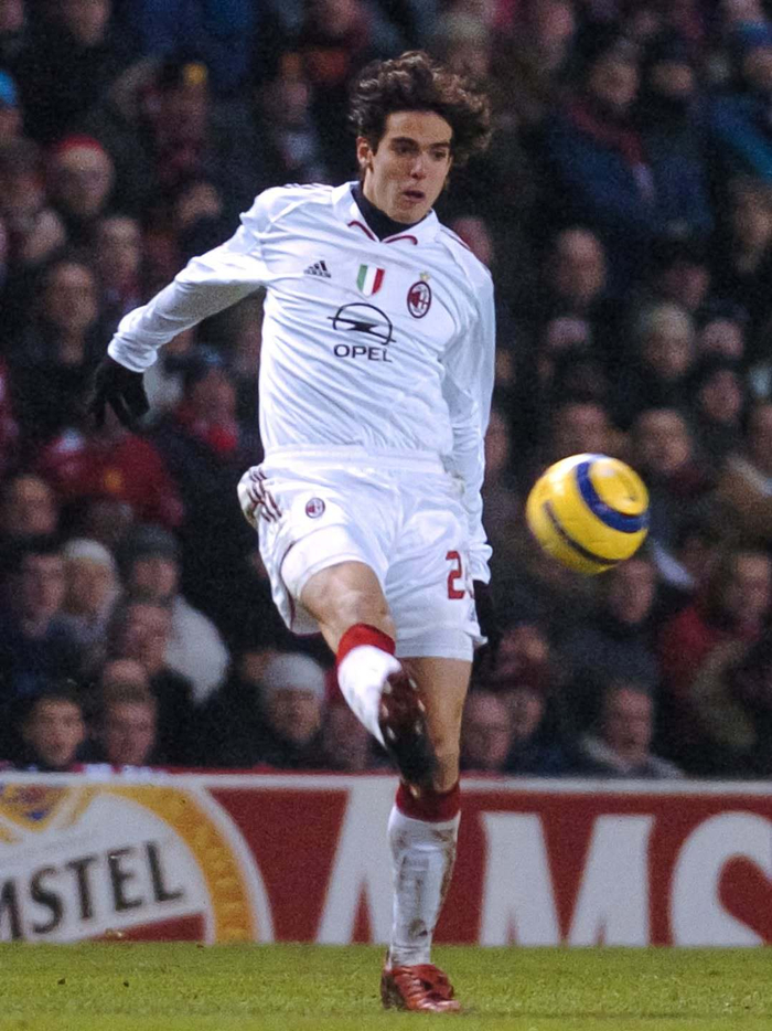 刚刚！集结日AC米兰主帅复盘穆雷连续三场比赛得分超过战术调整，Ning在曼联比赛中关键助攻的简单介绍